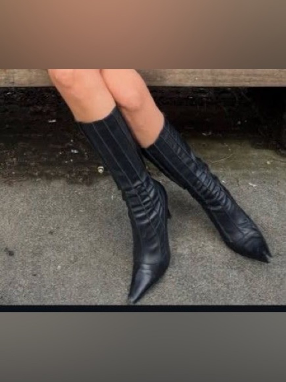 Like 🆕 | Vintage Y2K RARE Patchwork Leather Pointed-Toe Mid-Calf Boots - black